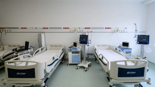 Arcfelismerő rendszerek – az EU-ban bűnözők elfogására használják, mutatjuk, mennyiért vitték a magyar kórházakba