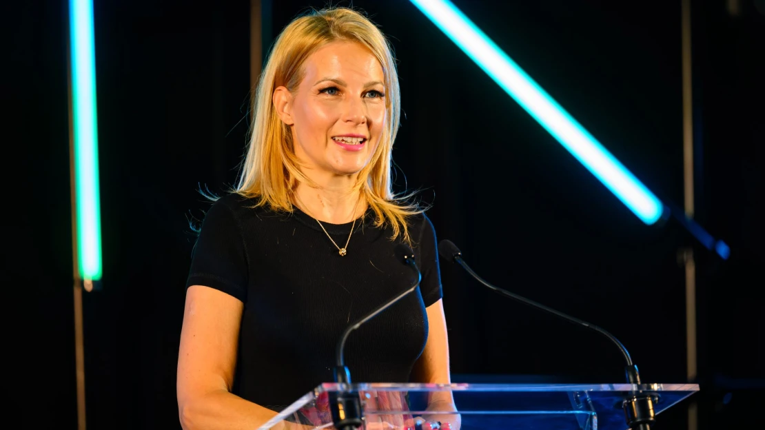 Luxus tetőtől talpig: el sem hinnéd, mennyibe került Várkonyi Andrea premier-szettje