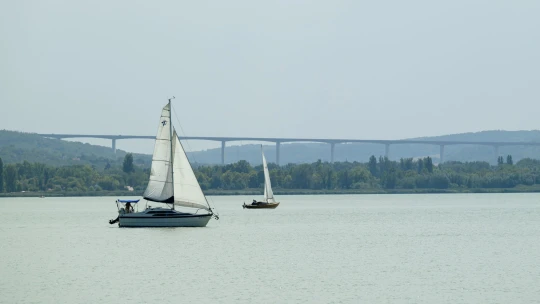 Döntöttek, nem épülhet kikötő ezen a balatoni strandon