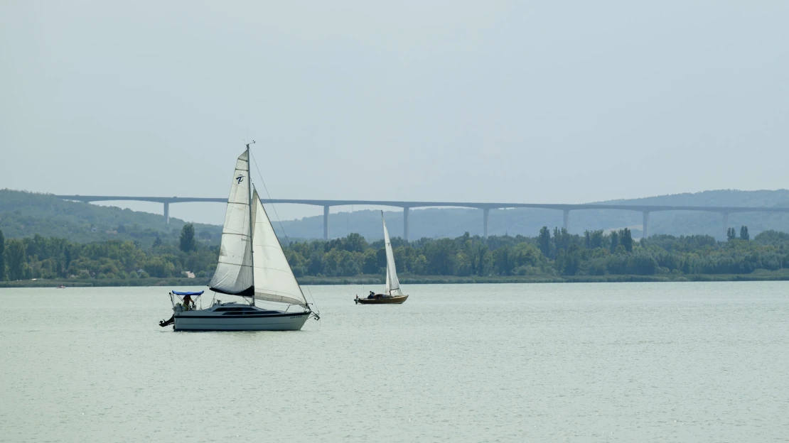 Döntöttek, nem épülhet kikötő ezen a balatoni strandon