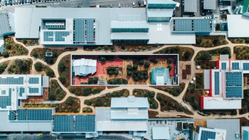 Milliárdokat keresett a Facebook Kínában, pedig pontosan tudták, miből jön a pénz