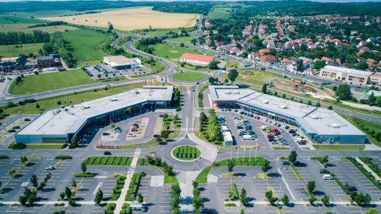 Tizenkét bevásárlóközpontba vásárolta be magát a Tiborcz-féle Gránit Alapkezelő