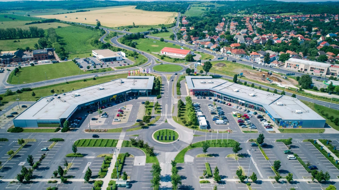 Tizenkét bevásárlóközpontba vásárolta be magát a Tiborcz-féle Gránit Alapkezelő