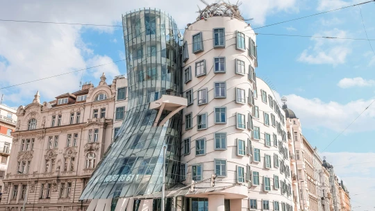 Miért előz le minket Prága? Öt ok, amiért a cseh főváros ma pezsgőbb, mint Budapest