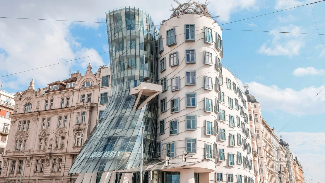 Miért előz le minket Prága? Öt ok, amiért a cseh főváros ma pezsgőbb, mint Budapest
