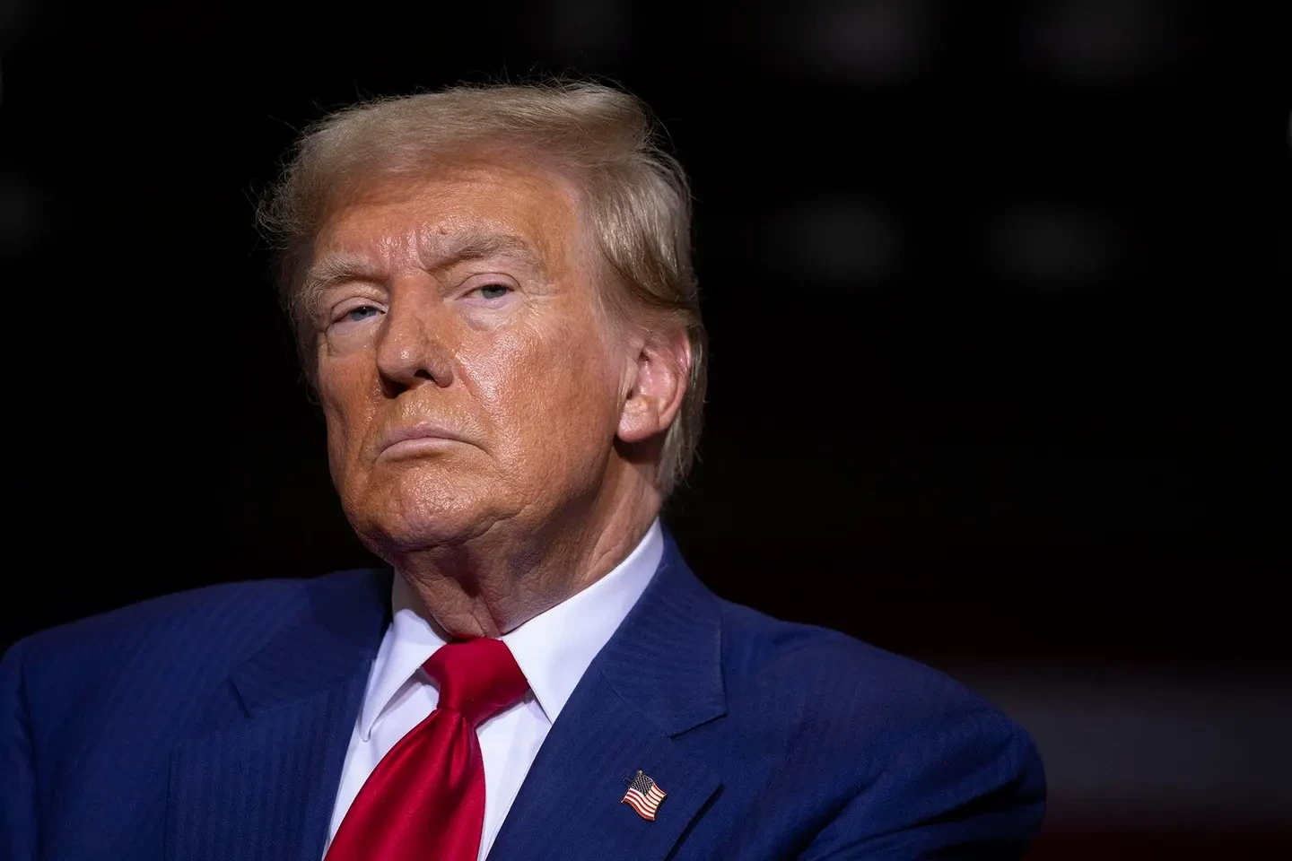 Trump sértettségből nem írja alá a megfizethető lakhatást biztosító kétpárti törvényjavaslatot