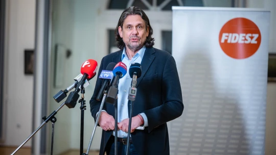 Deutsch Tamás szerint a béke miatt van szüksége Magyarországnak 16 milliárd eurós védelmi hitelre