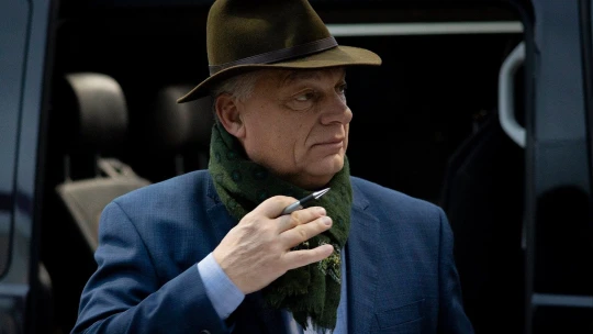 Orbán a választásokig még 180 ezres fizetésemelést kaphat, de a nagy pénz a következő miniszterelnököt várja