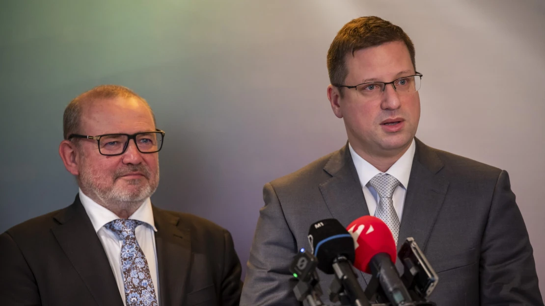 Újabb részletek a rezsistopról: a miniszter elárulta, mekkora kompenzáció jöhet