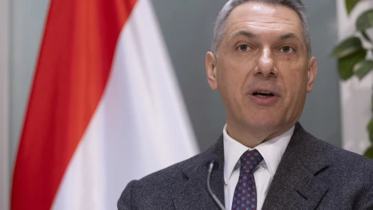 Még az idén bevezetnék az új KRESZ-t, Lázár János a Budapest–Belgrád-vasútvonalról is beszélt