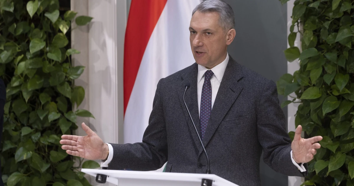 Rejtélyes osztalékfizetés a batidai luxusvadászház cégében: három éve minden Lázár Jánosé