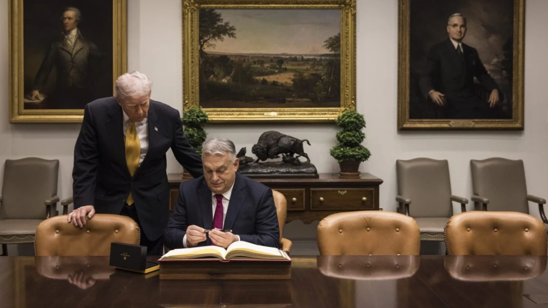 A szomszédban inkább kivárnak, mert nincs felesleges egymilliárd dollárjuk a Béketanács beugrójára