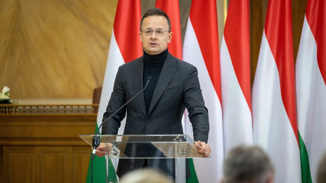 Keleten a helyzet (majdnem) változatlan