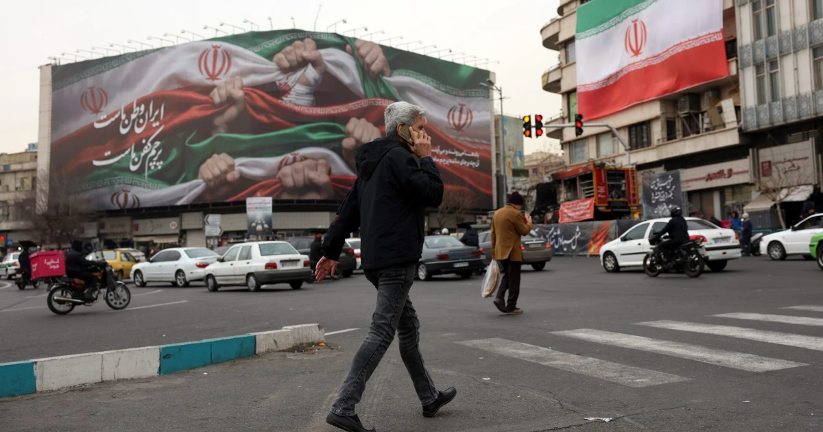 Trump hadiflottát küldött Iránba