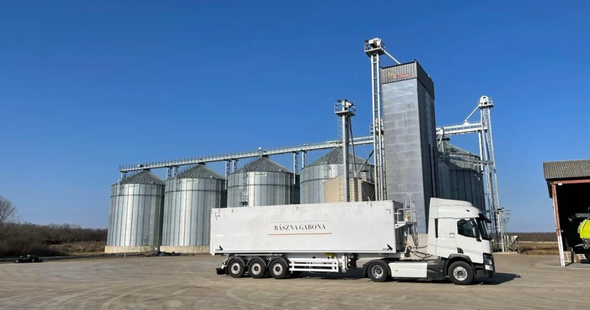 Kósa Lajos rokonaihoz jutunk a bedőlt agrárcéget követve