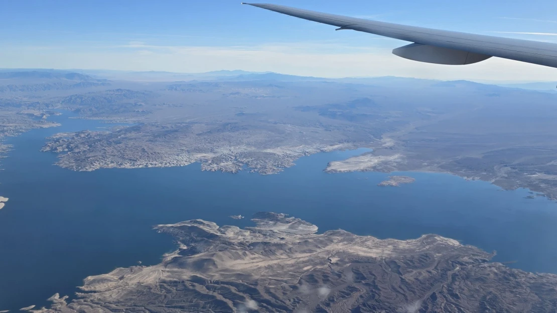 Szinte minden nagy légitársaság csökkenti a járatszámát a kerozin drágulása miatt, de a szakértők szerint ez még csak a kezdet