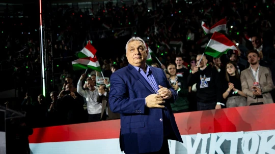 És most valami egészen más: Orbán visszaszólt egy Monty Python-tagnak, hogy „Közép-Európa sokkal bonyolultabb hely, mint amilyennek a karosszékéből nézve tűnhet”