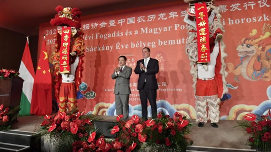 Nagy Márton az Alibaba ellen. Kinek van igaza a Magyarország-pótdíj ügyében?