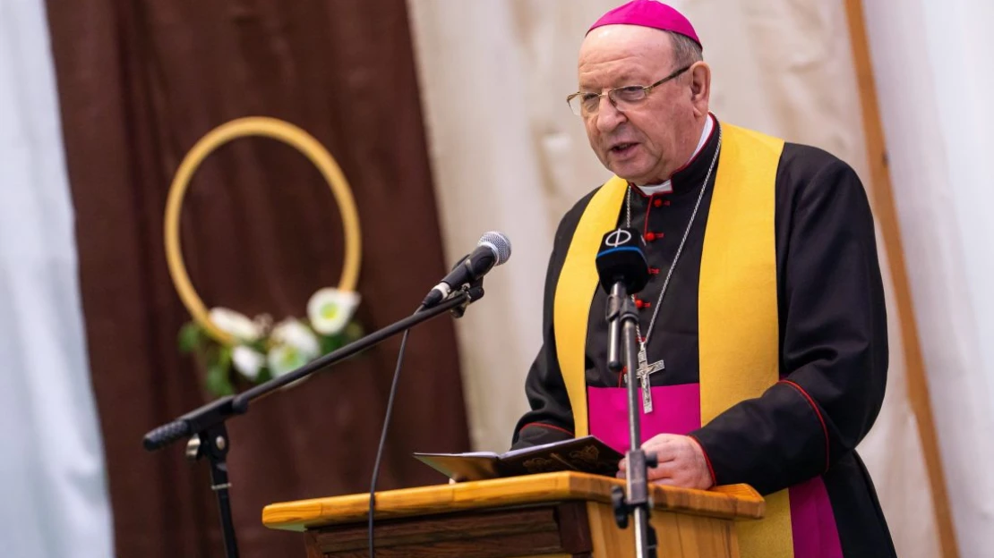 Pénzeső hullott az egyházakra az Orbán-kormányok alatt, de azért nehézségek is akadtak