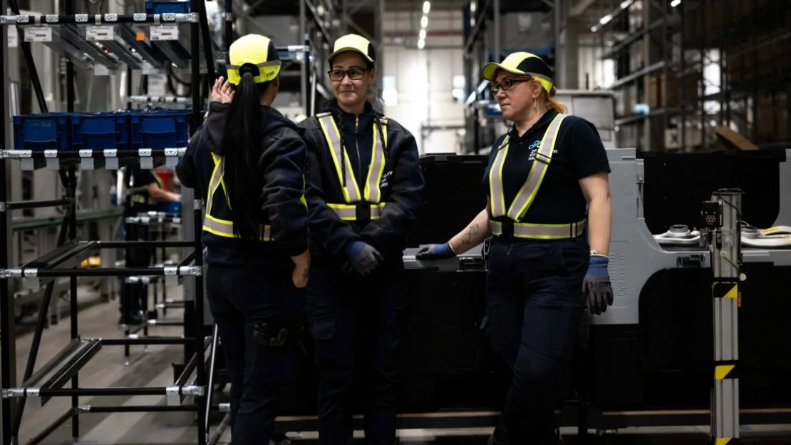 Jóval kevesebb cég emelne bért, mint tavaly – ezek az okok