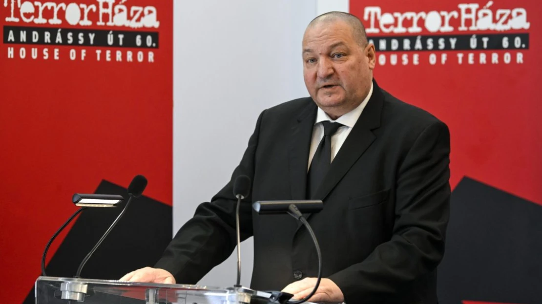 Akár több milliót is zsebre tesznek képviselői fizetésük mellett ezek a fideszes politikusok