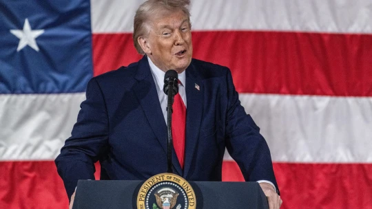 Trump fenyegetőzéssel reagált arra, hogy  a Legfelsőbb Bíróság keresztülhúzta vámháborús számításait