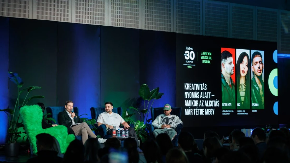 „Nálunk van a mikrofon. Tartozunk annyi felelősséggel, hogy ne legyünk gyávák.”