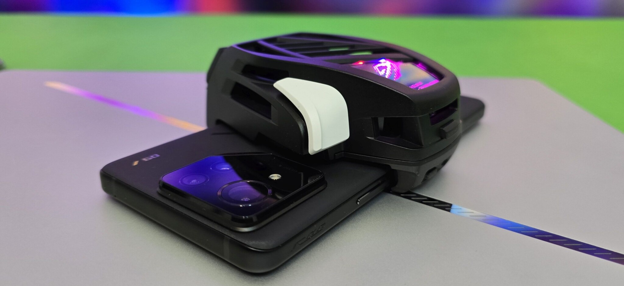 Pánik a telefonos piacon, az Apple‑fanok is aggódhatnak