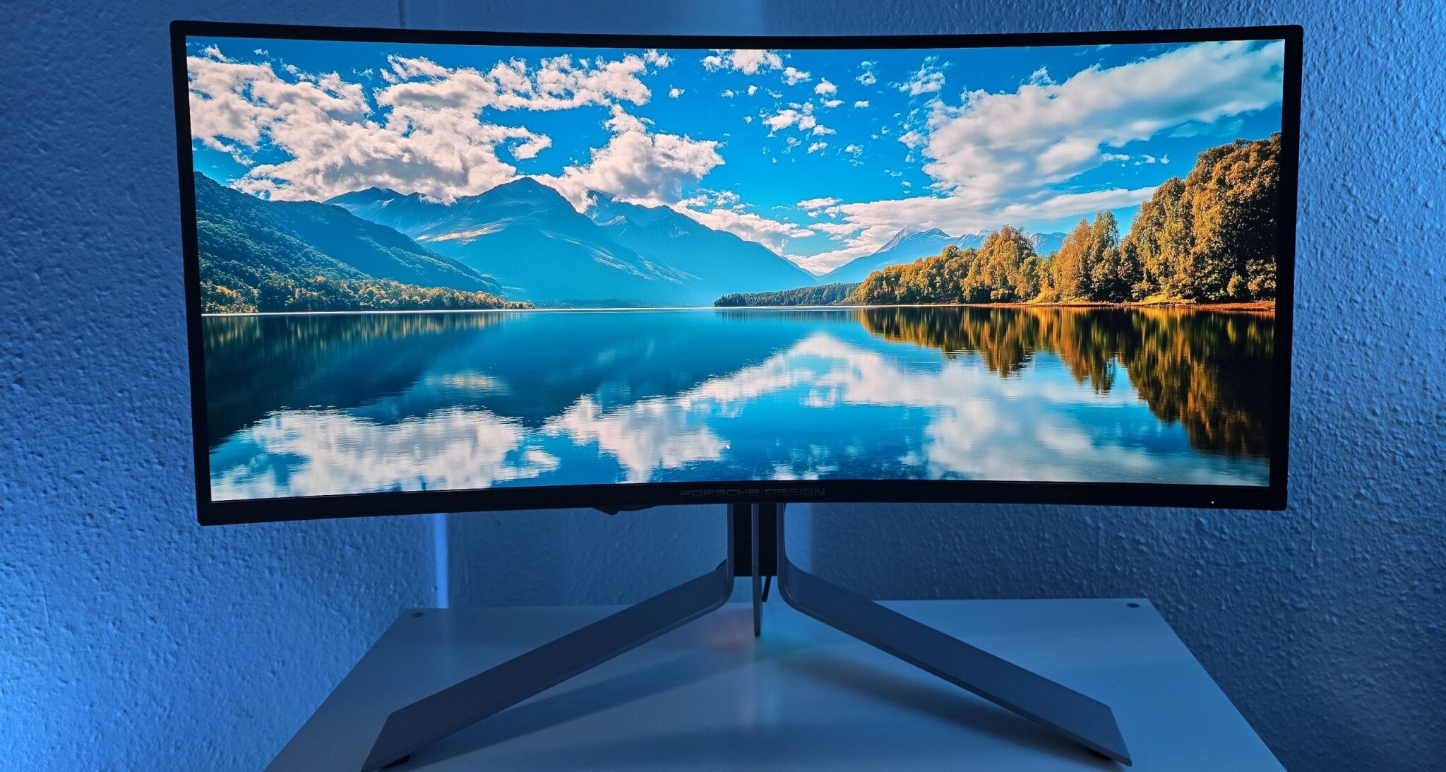 OLED Monitor