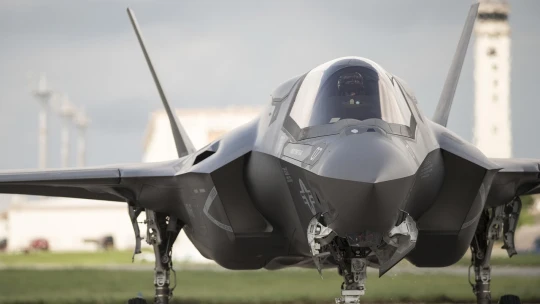 Párizs háta mögött köthet szerződést F-35-ös vadászgépek beszerzésére Berlin