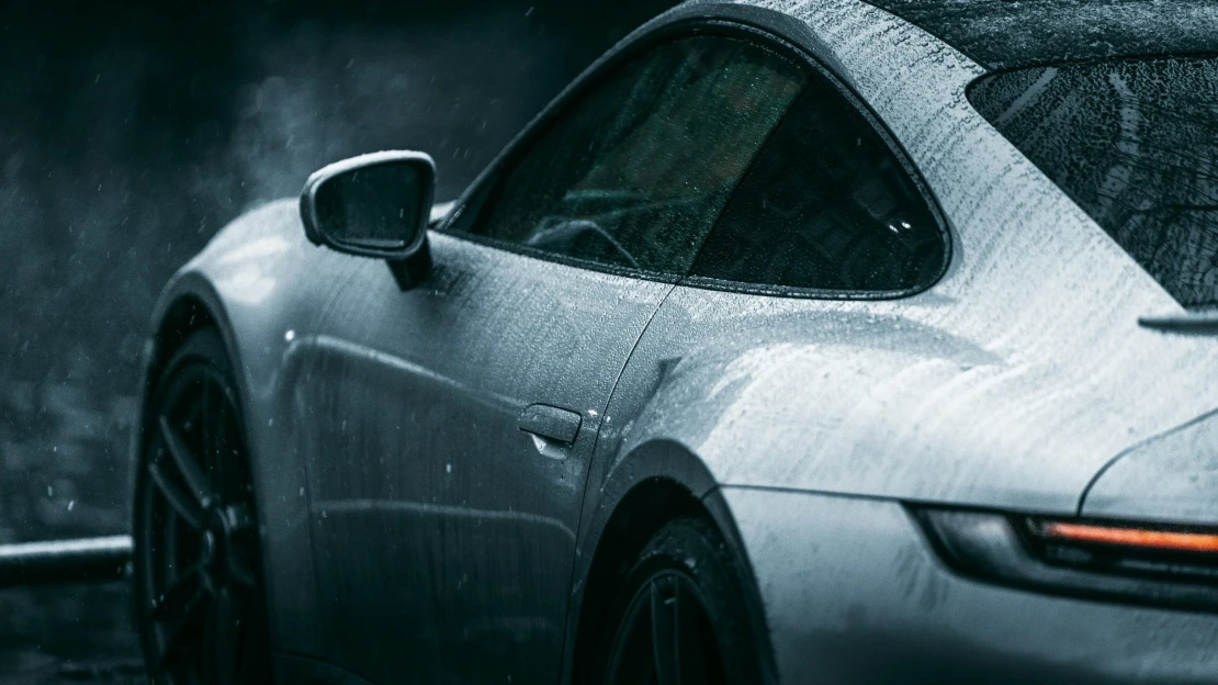 911-est vennél? A legenda él, de már rég nem ebből