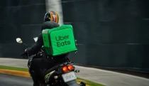 Taxi, ebéd, futár egyetlen appban? Erre lehet számítani azután, hogy az Uber felfalta a Foodorát