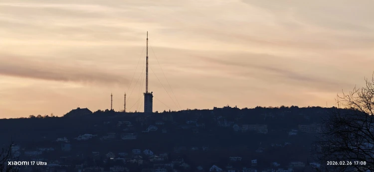 Sokkoló stratégiával hódítaná meg a felső kategóriás telefonok piacát a kínai mobilóriás_6