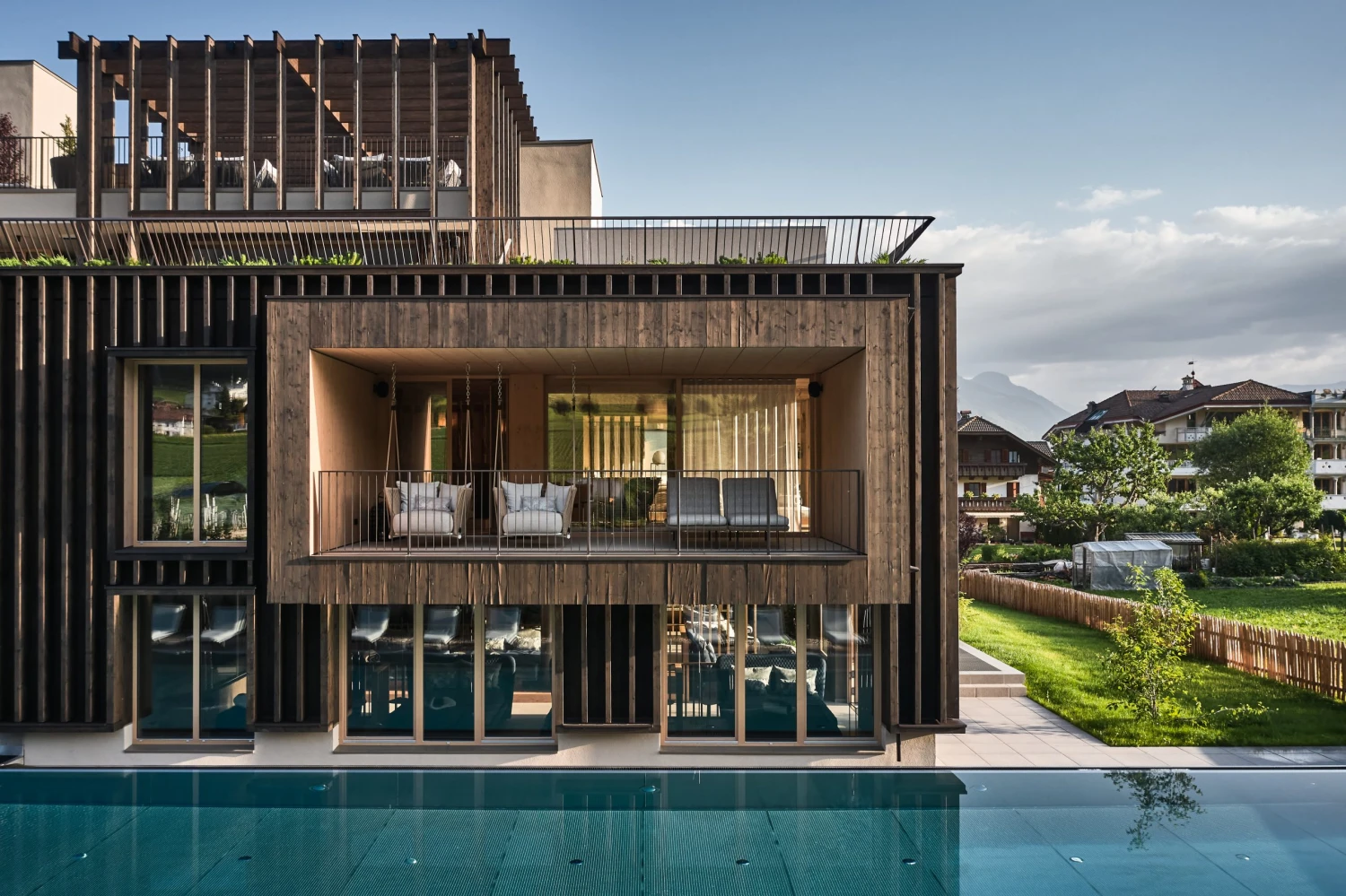 A Dolomitok sztárséfje nem reptet luxusalapanyagokat, helyette azt használja, amit a hegy ad