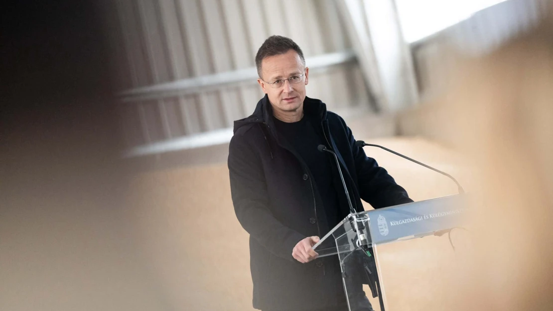 Új gázhálózat, régi vita: Szijjártó szerint Brüsszel lesz hiteltelen, ha nem jön uniós pénz erre a projektre