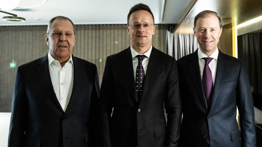 Kiderült, hogy miért utazott Szijjártó Péter Moszkvába