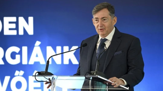 Mészáros Lőrincék elmélyítik a kapcsolatukat a motorsporttal