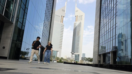 Két mentőjárat indul Dubajból a kint rekedt magyar turistákkal, de kit engednek fel rájuk?