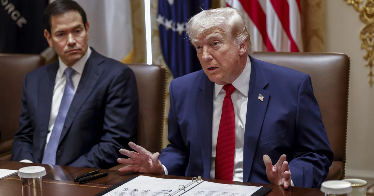 Trump és az iráni olaj: „az lenne a kedvencem, ha elvennénk”