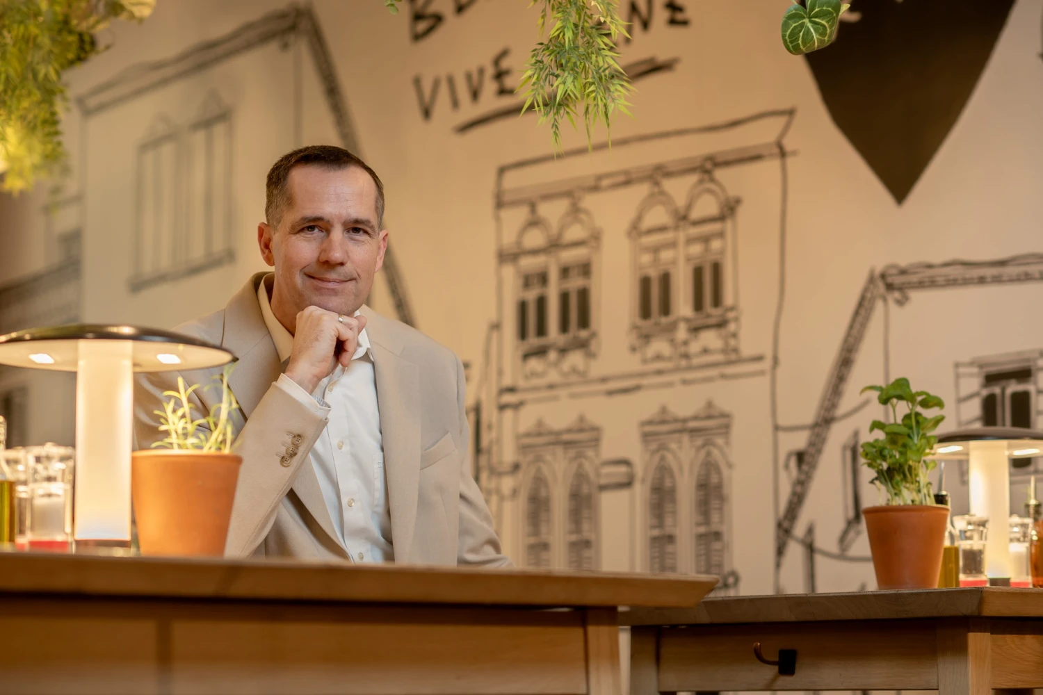 A Libri egykori tulajdonosa megvette a Vapianót – nagy terjeszkedés jöhet Magyarországon