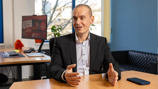 „Minden helyzetben a lehetőséget keresem” – új ügyvezető és stratégia az Auchannál