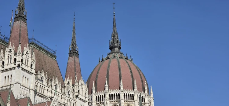 Kezünkben az év legkülönlegesebb telefonja_4