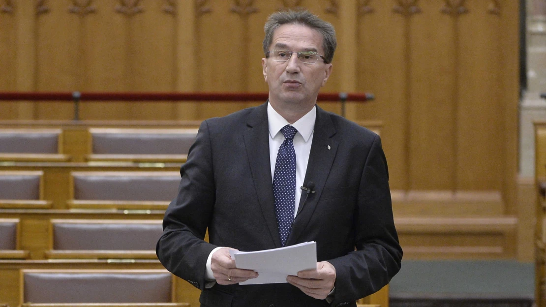 Új ügyben került elő Völner Pál neve