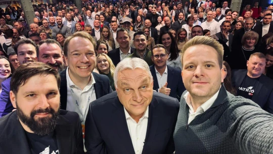 Recseg-ropog a propagandagépezet: a Magyar Hang szerint több szinten is elbocsátottak embereket