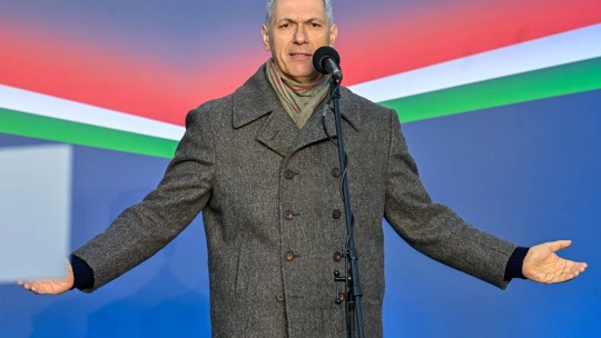 Apró hibából nagy baj: így siklott ki a mozdony Budapesten