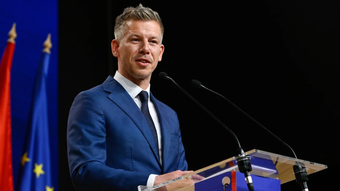 A katázás visszahozásától az új adórendszerig: ezt ígéri a Tisza