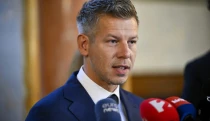 Magyar Péter lemondott: megvan, ki veszi át cége vezetését