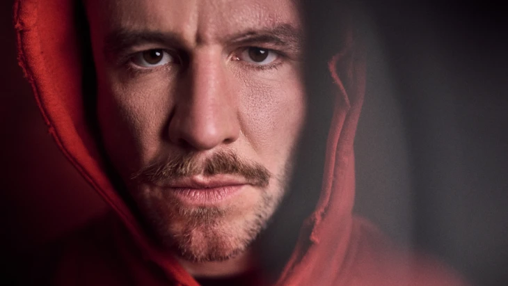 „Nem érdekel, ha unják az arcomat, szabad országban szeretnék ébredni” – hét erős idézet Molnár Árontól