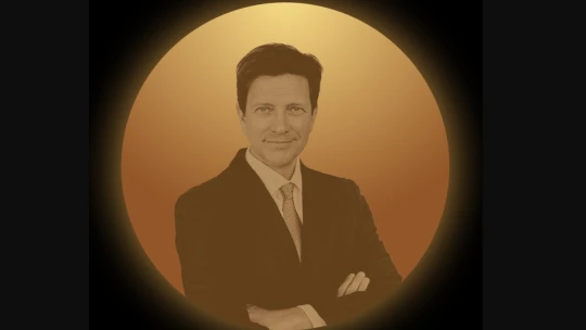 Bírságot kapott az állami megrendelések sztárja