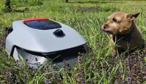 Megnéztük, valóban kiválthatja-e az embert az új kínai robotfűnyíró